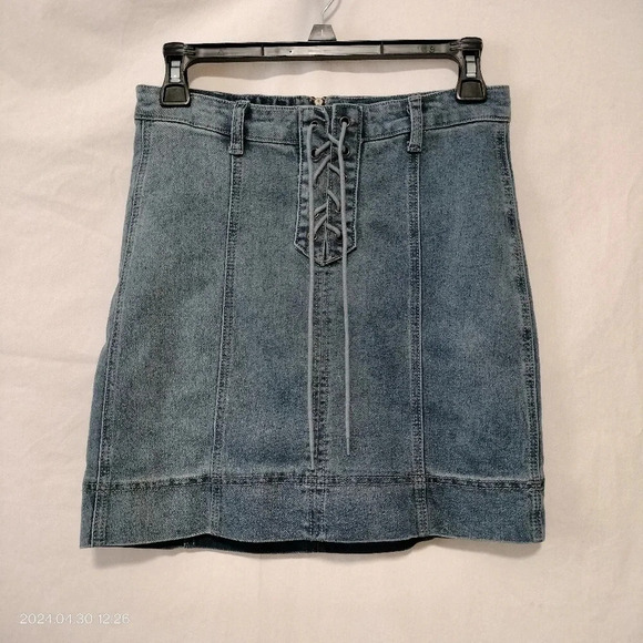 Hayden Los Angeles size Small Denim Accent Tie Waist Retro Mini Skirt Boho - Picture 1 of 7
